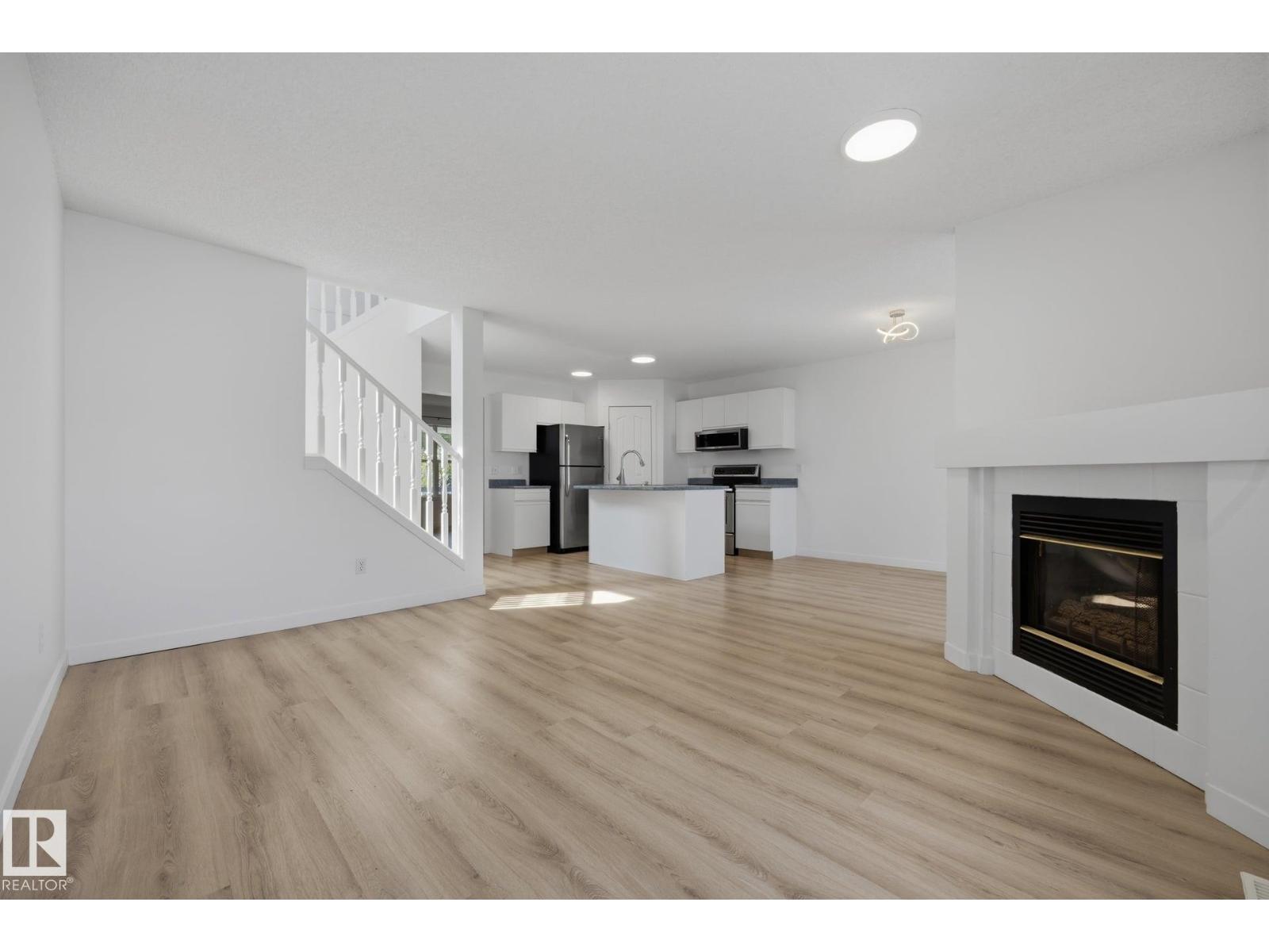 2076 TANNER WD NW - 17
