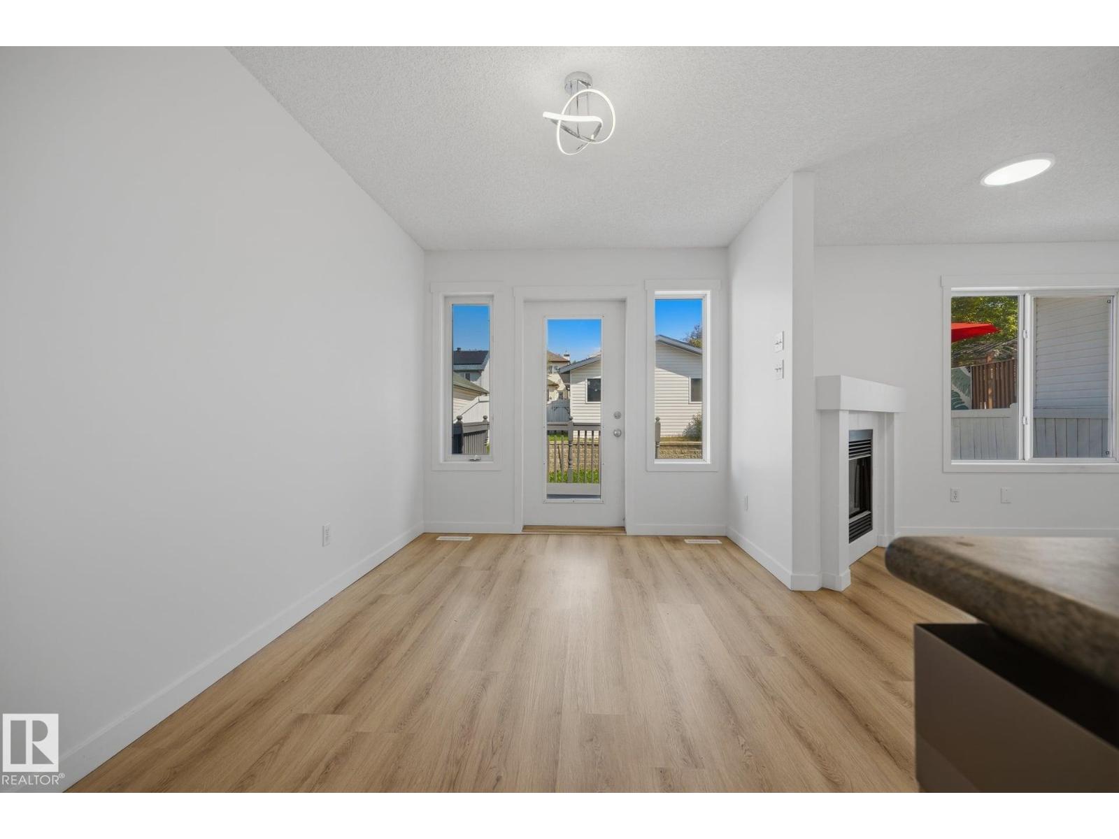 2076 TANNER WD NW - 18