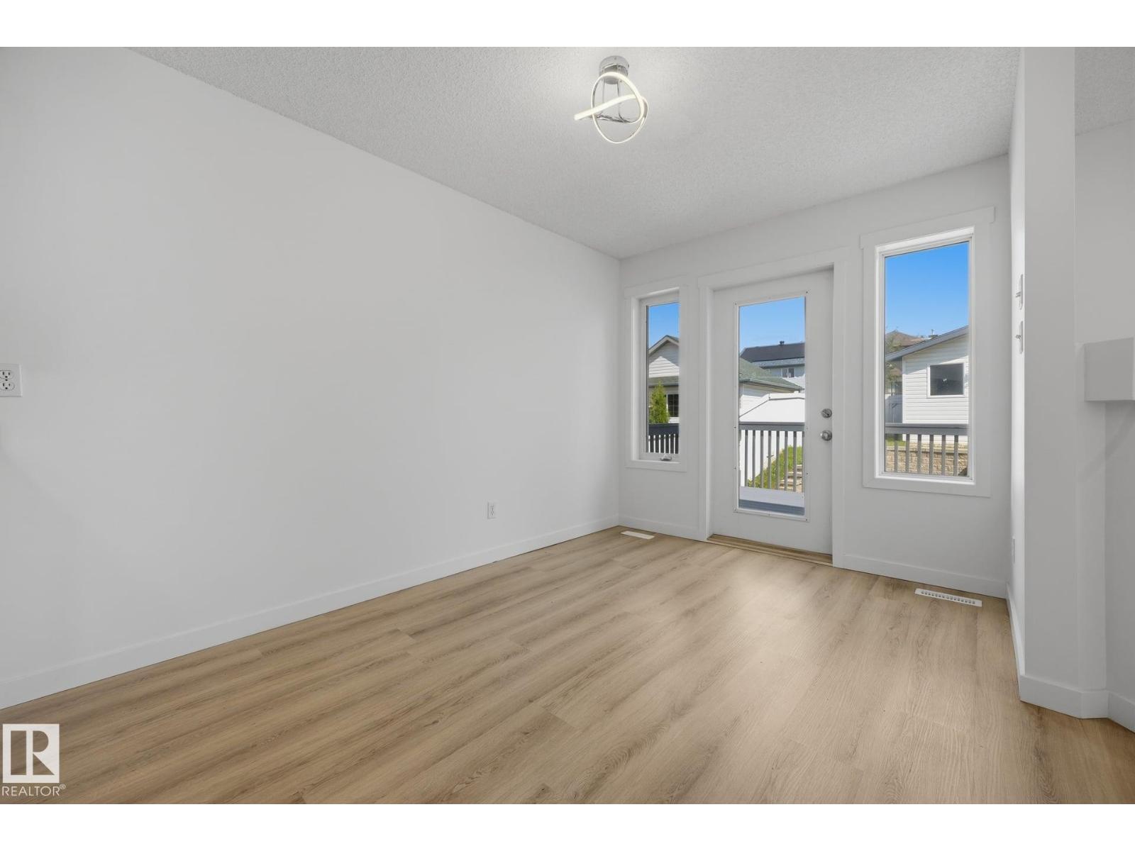 2076 TANNER WD NW - 26