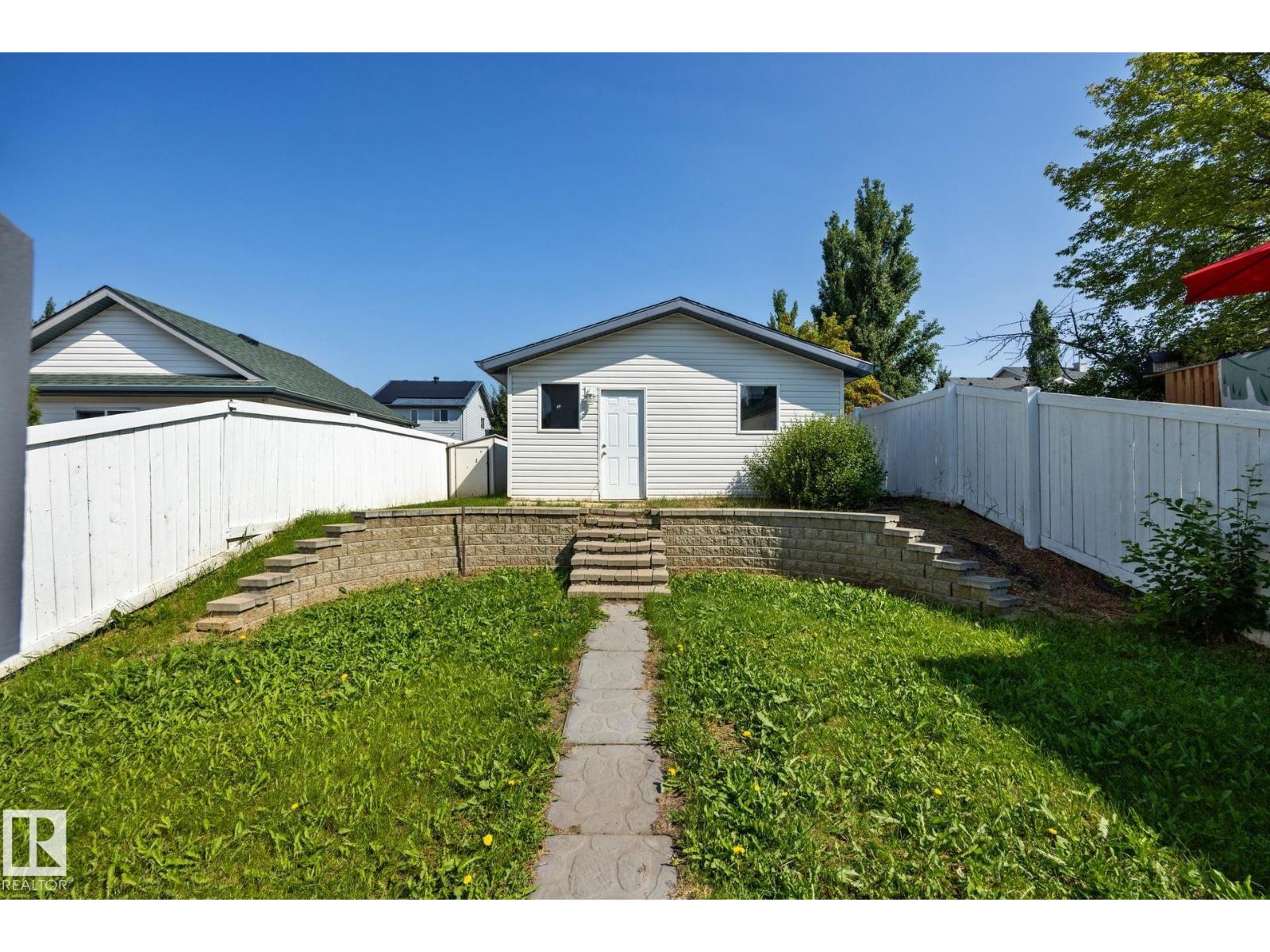 2076 TANNER WD NW - 24