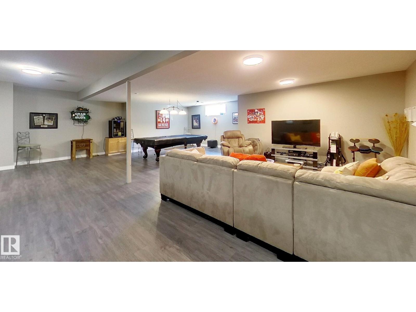 6663 15 Ave - 26