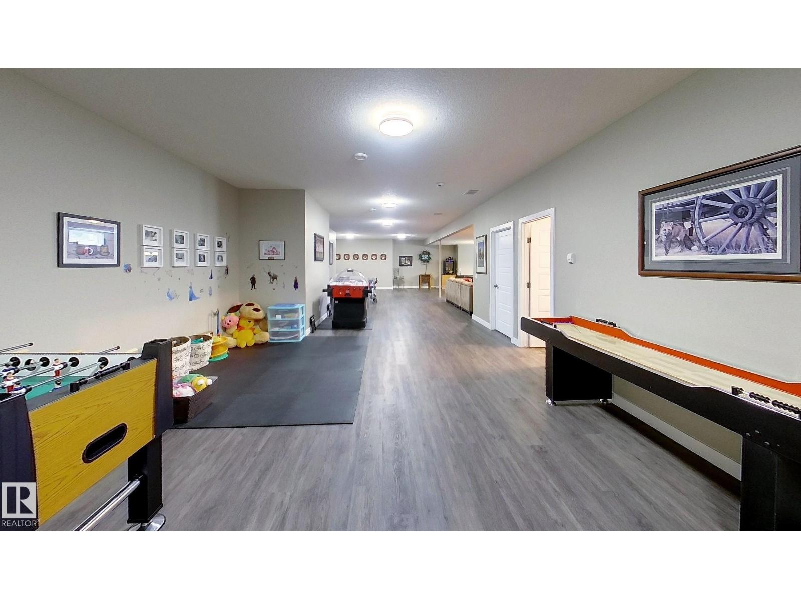 6663 15 Ave - 31
