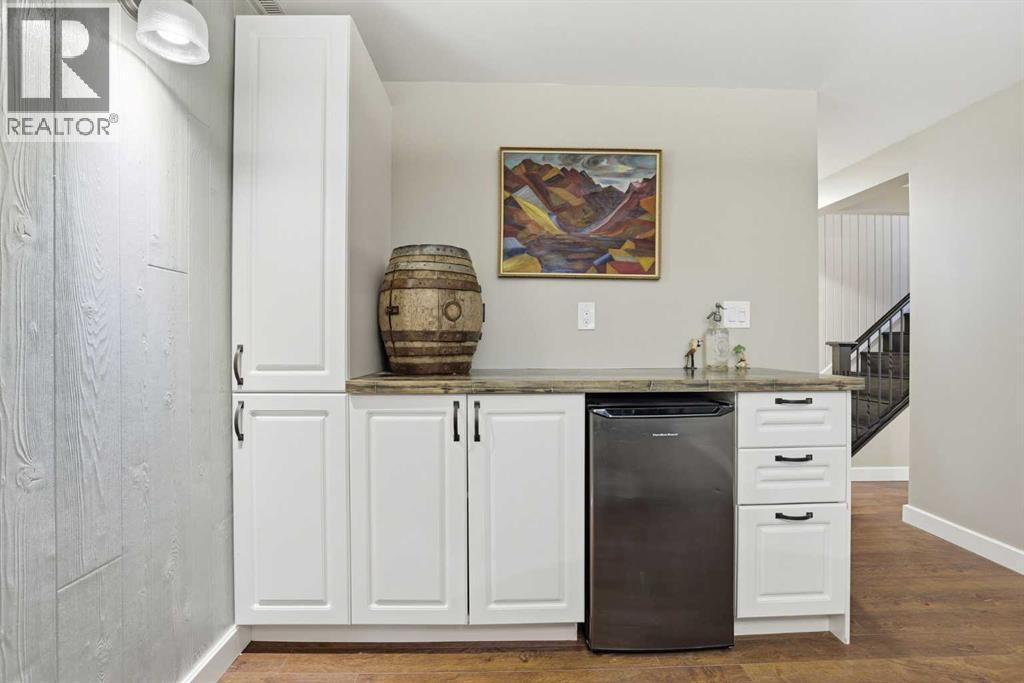 8343 48 Avenue NW - 39