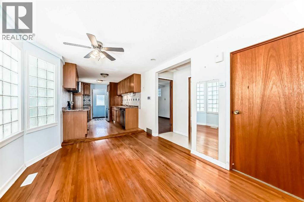 334 3 Avenue NE - 16