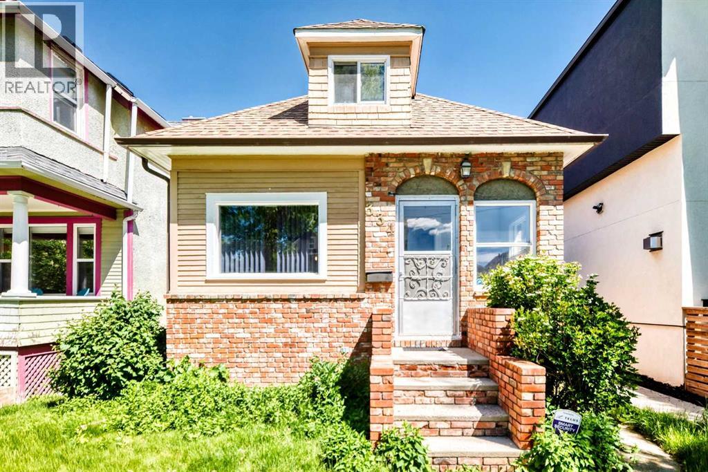 334 3 Avenue NE - 1