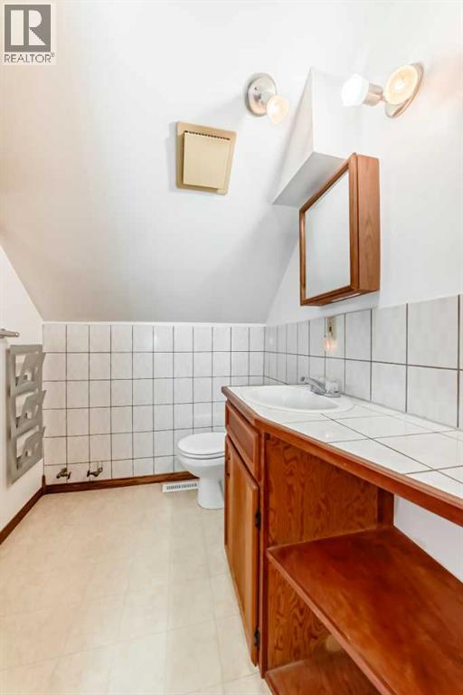 334 3 Avenue NE - 27