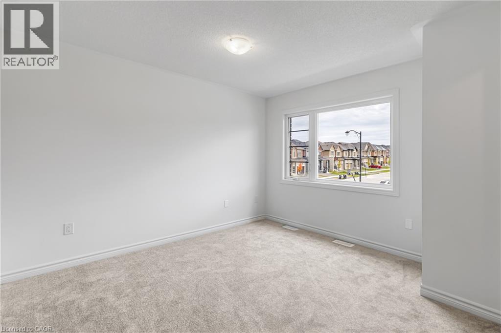 8 DAISY Street - 22