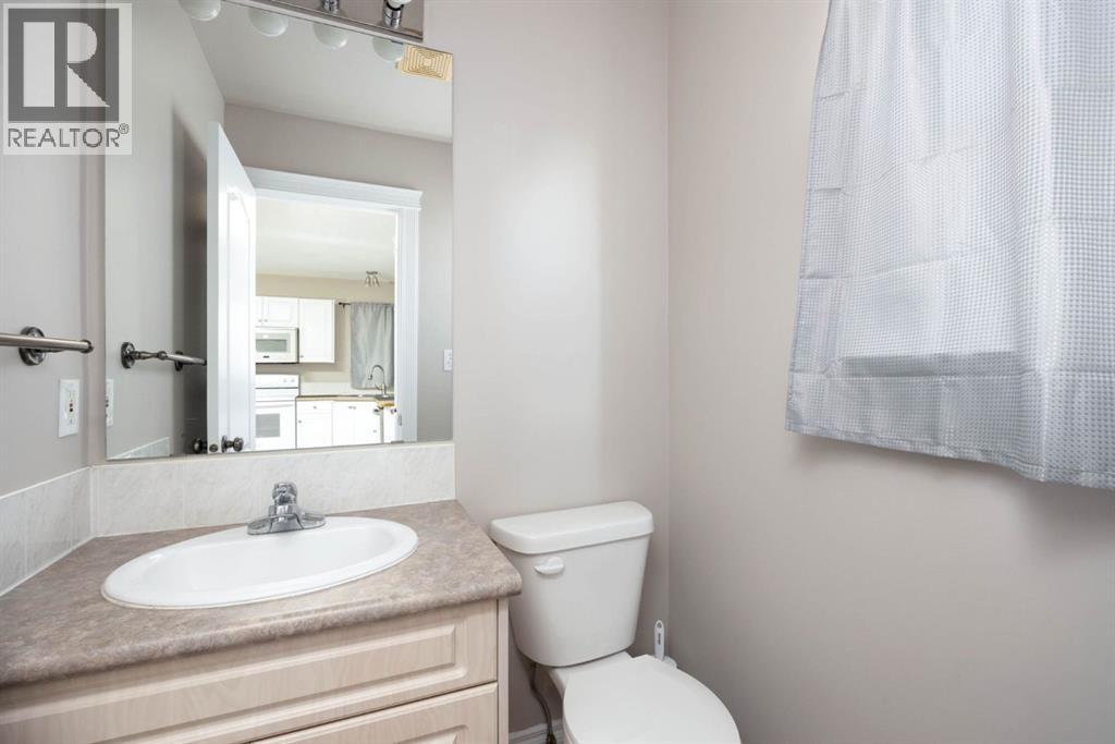 632 Athabasca Avenue - 11