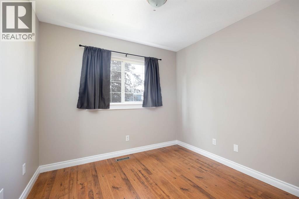 632 Athabasca Avenue - 12