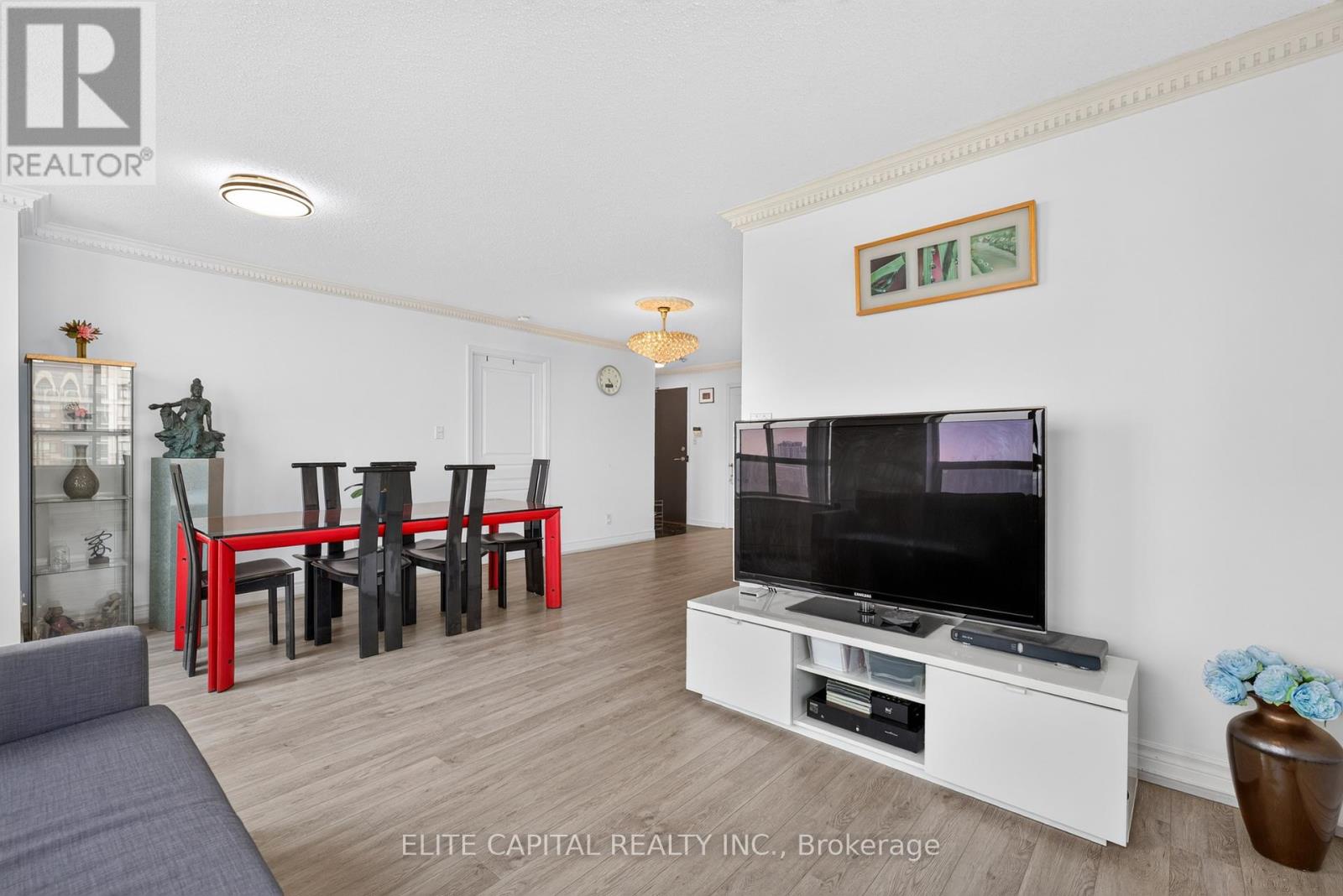 #1205 29 NORTHERN HEIGHTS DRIVE - 9
