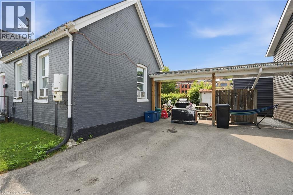 101-103 SARAH Street - 15