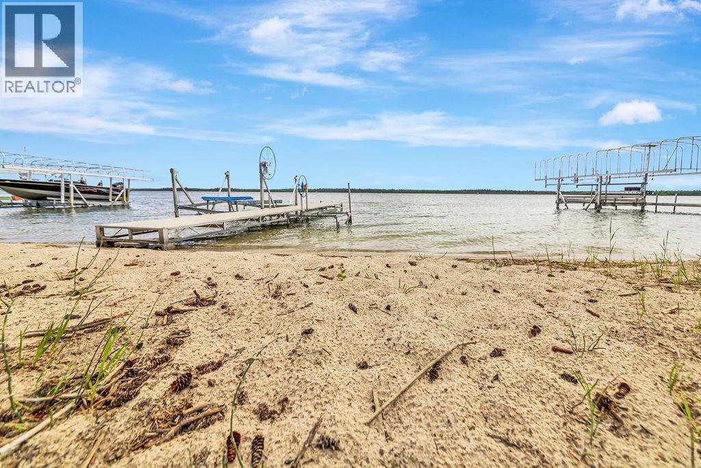 1729 Cottage Rd - 33