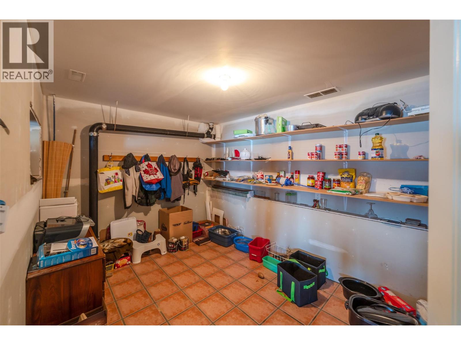 7015 Indian Rock Road - 32