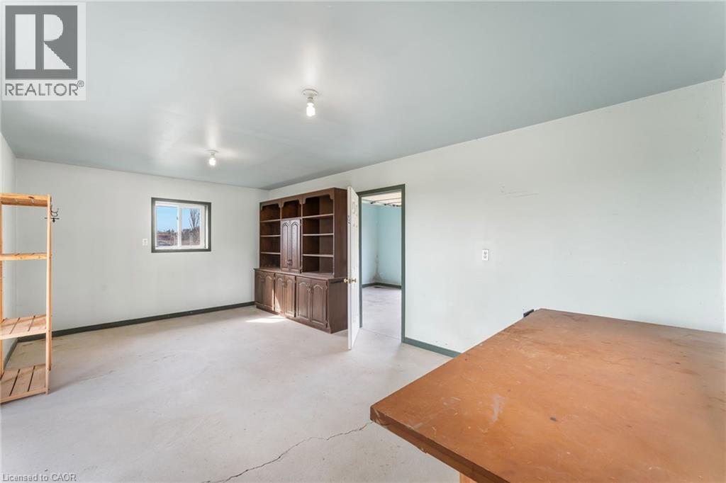 3503 LAKESHORE Road - 31