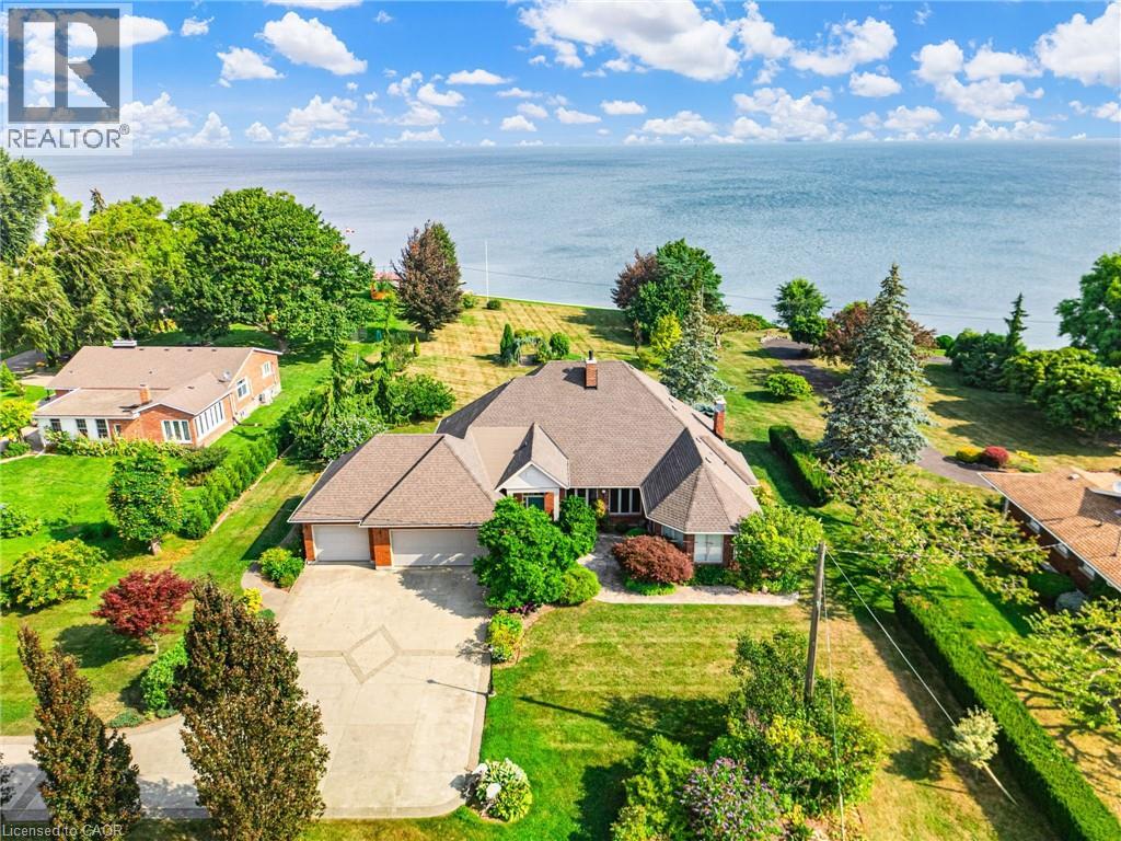3503 LAKESHORE Road - 1