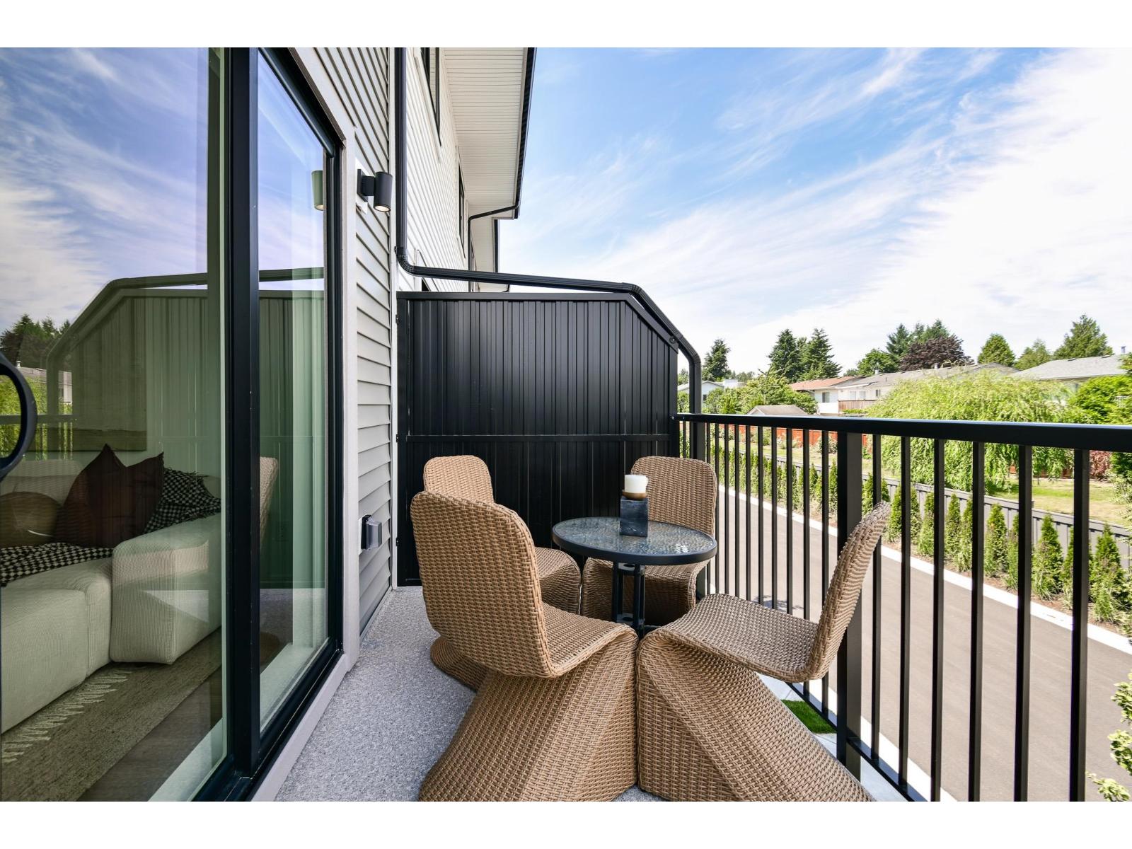 19 33525 KINGSTON AVENUE, Abbotsford