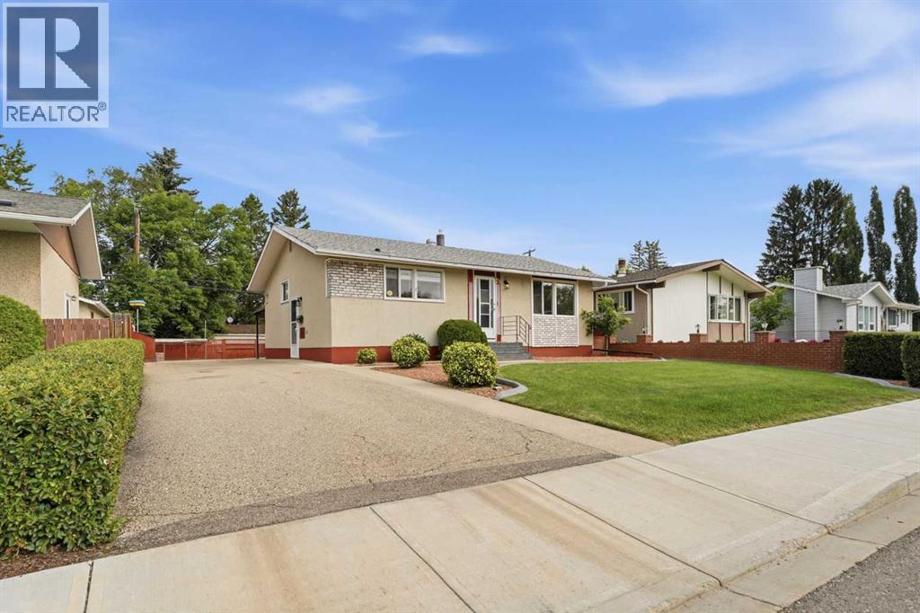 23 Fairway Avenue - 2