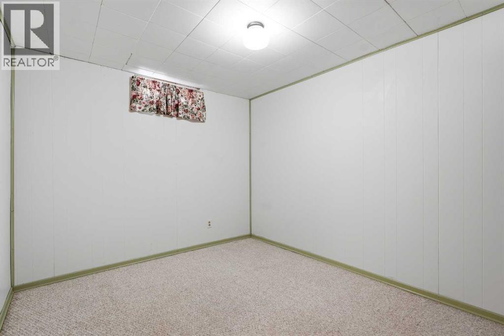 23 Fairway Avenue - 24