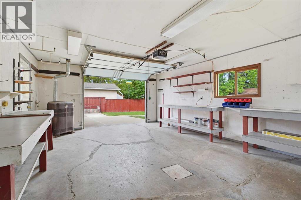 23 Fairway Avenue - 27