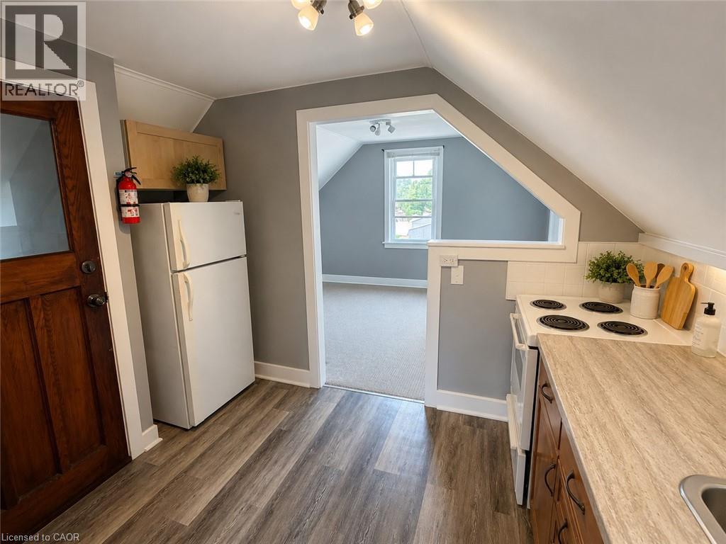 36 BRIGHTON Avenue - 19
