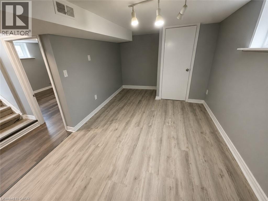 36 BRIGHTON Avenue - 26