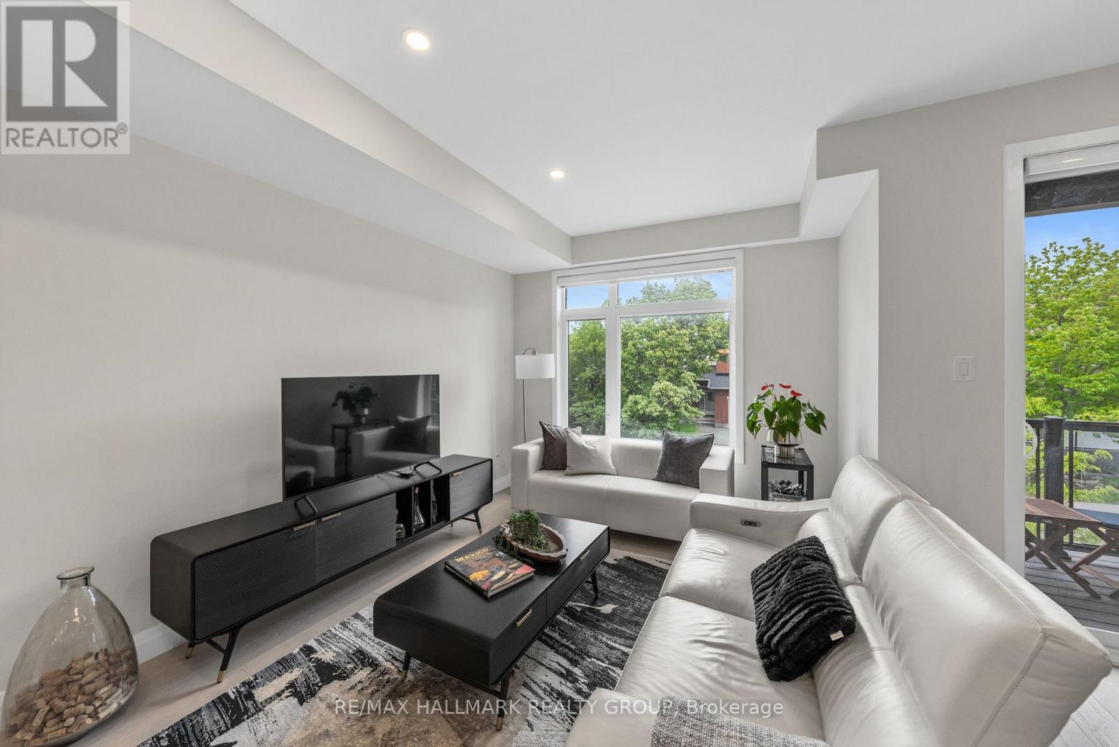 43 BACHMAN TERRACE - 17