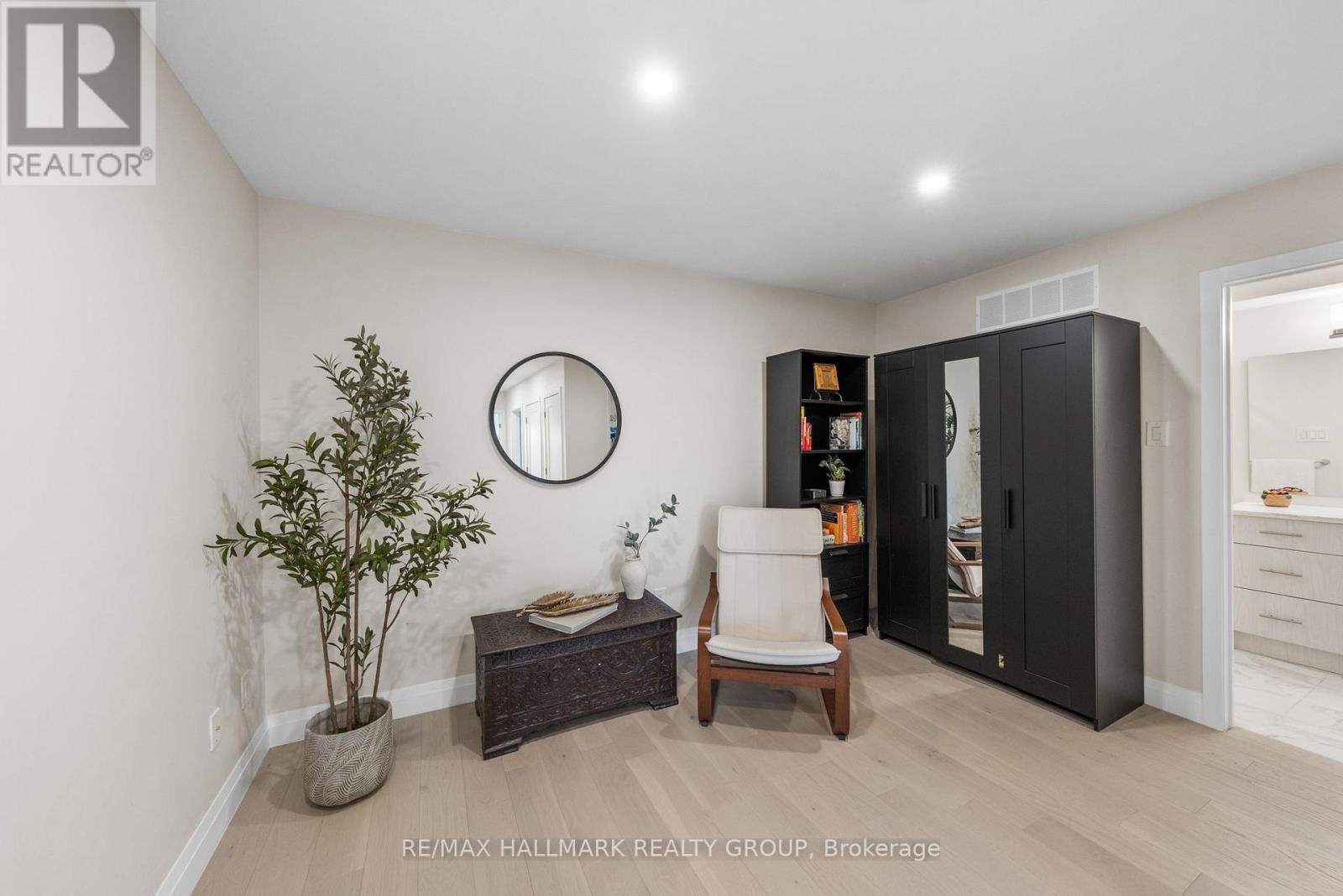43 BACHMAN TERRACE - 24