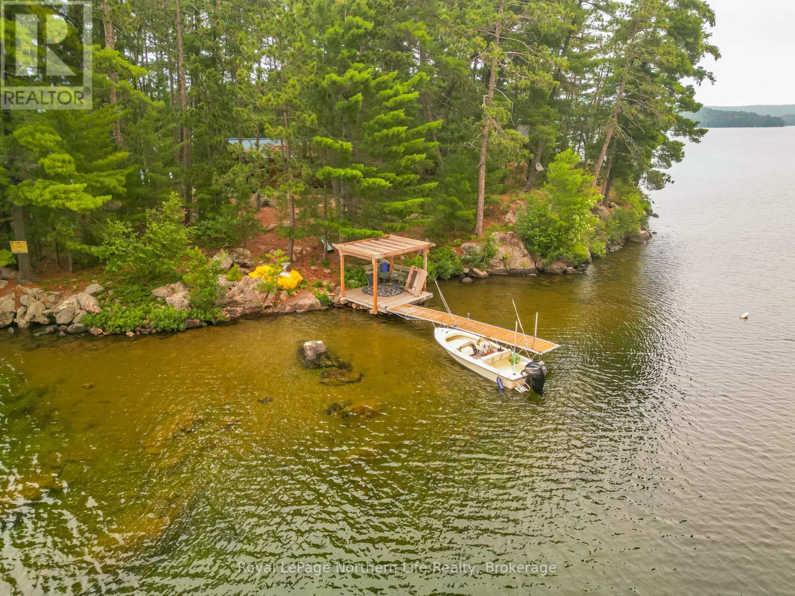 PCL 33 DAVE ISLAND - 3