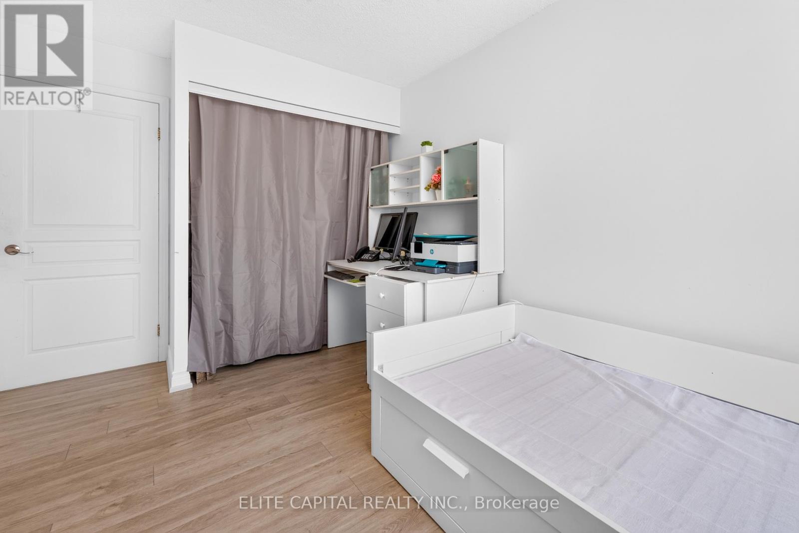 #1205 29 NORTHERN HEIGHTS DRIVE - 20
