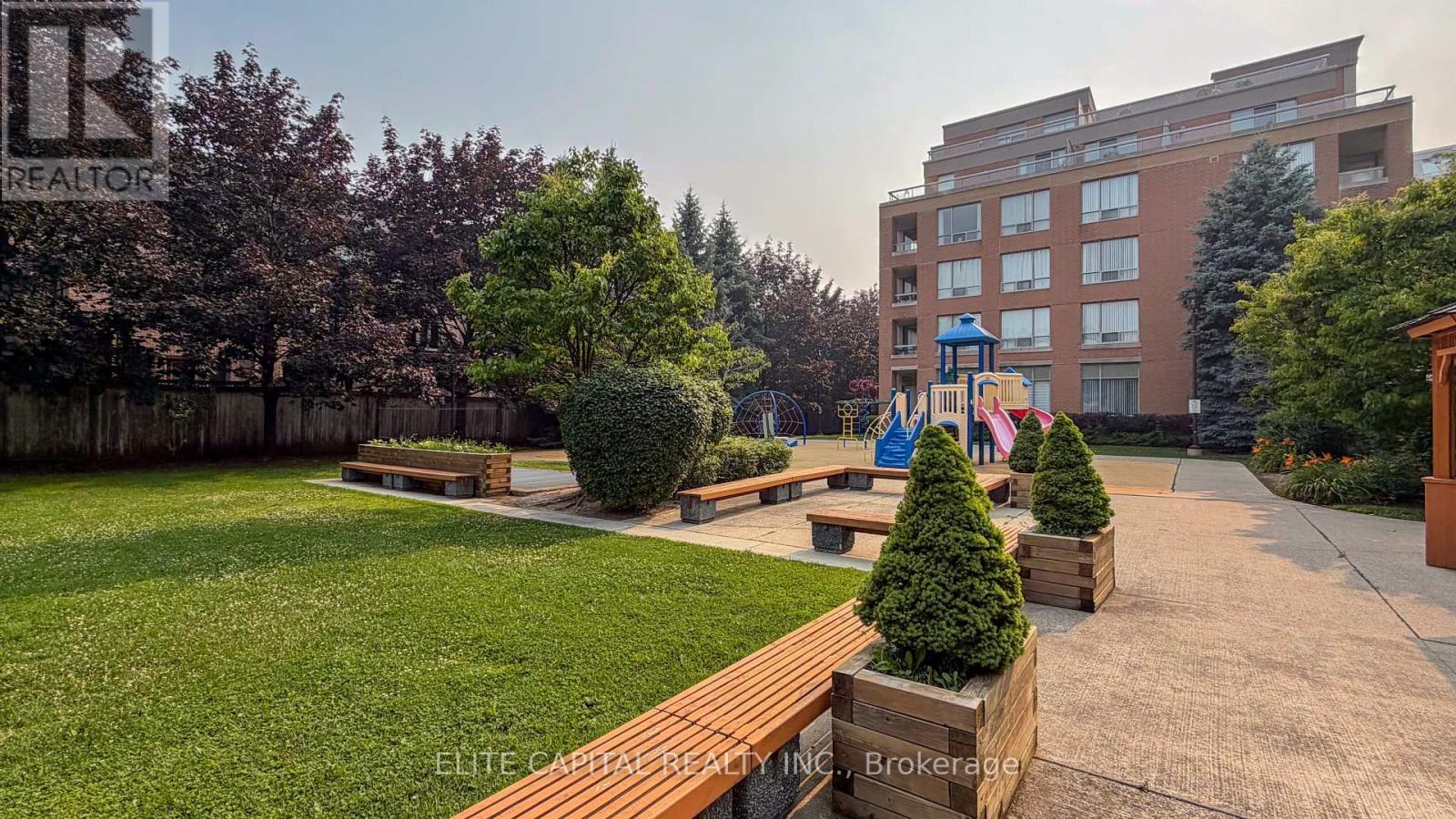 #1205 29 NORTHERN HEIGHTS DRIVE - 27