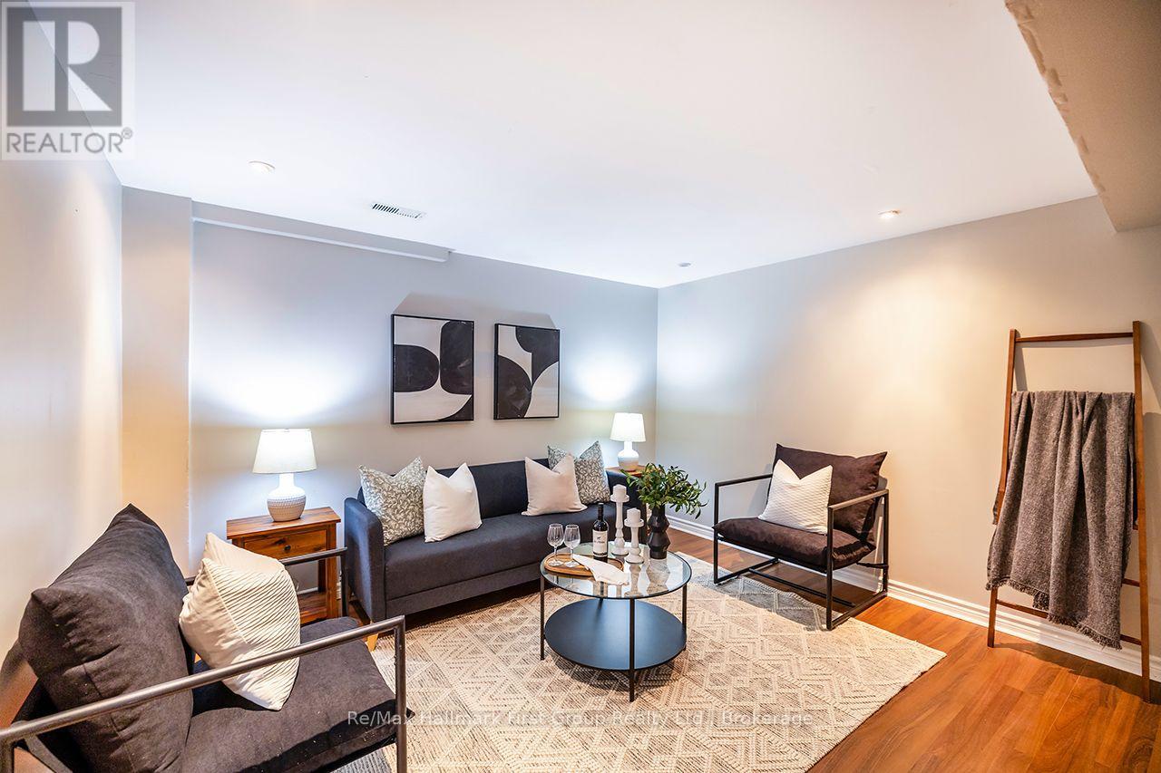 10 WINCHURCH DRIVE - 19