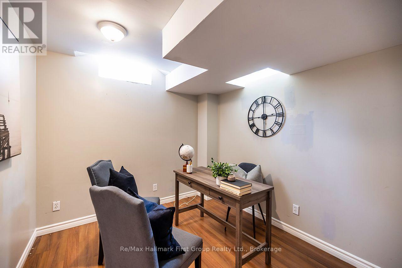10 WINCHURCH DRIVE - 20