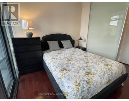 2109 - 33 Charles Street E, Toronto, ON M4Y0A2 Photo 15