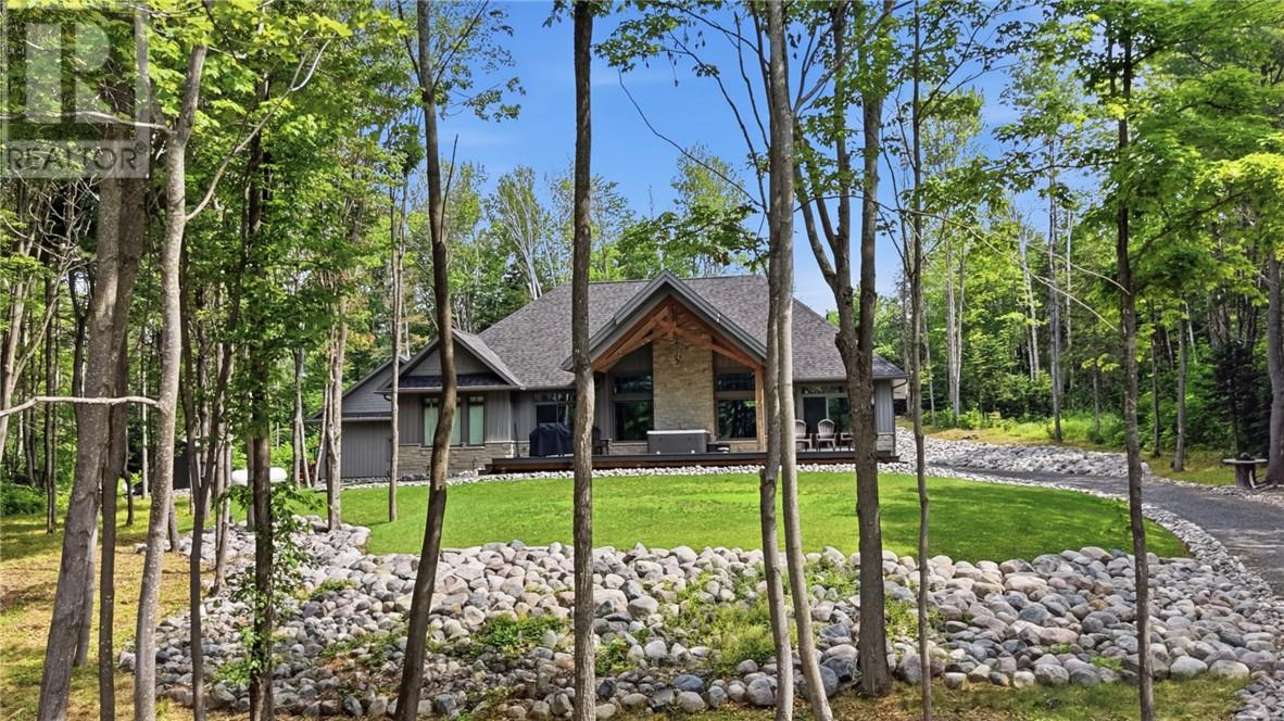 3 Pine Drive - Image 58