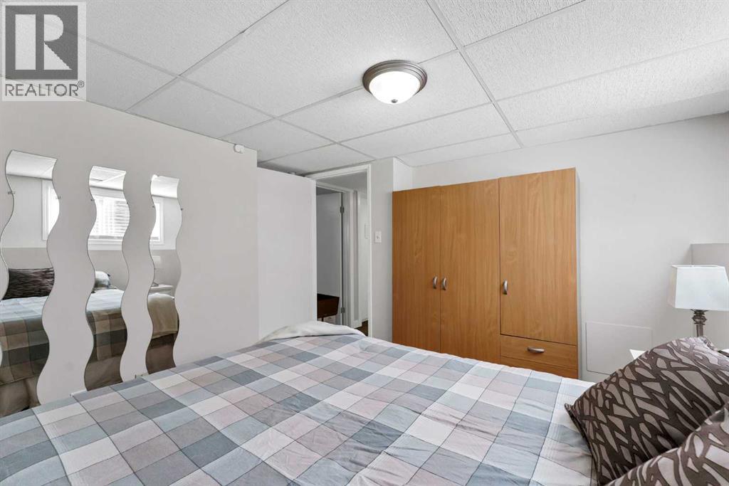 8 Corbitt Way SE - 35