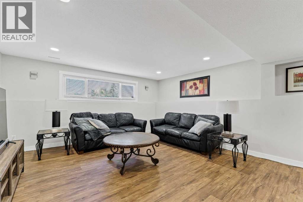 8 Corbitt Way SE - 28