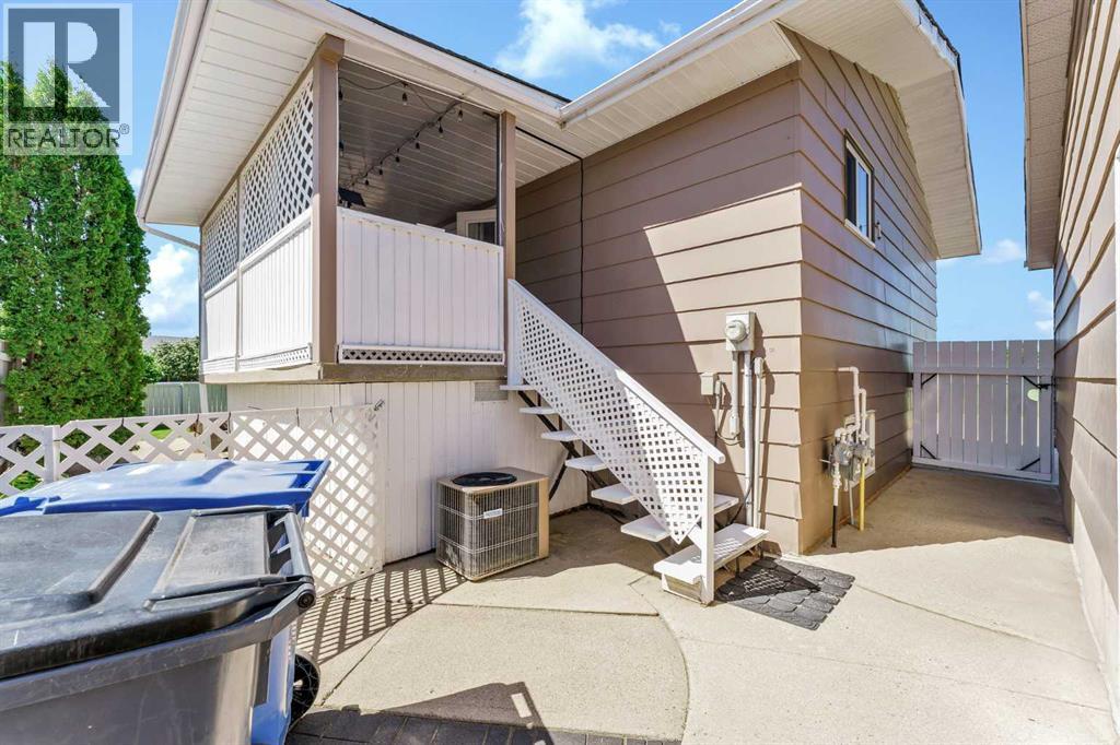 8 Corbitt Way SE - 42
