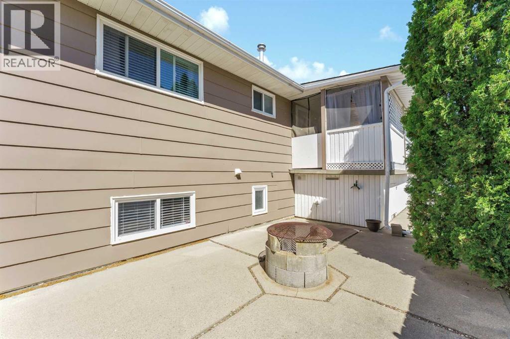 8 Corbitt Way SE - 45