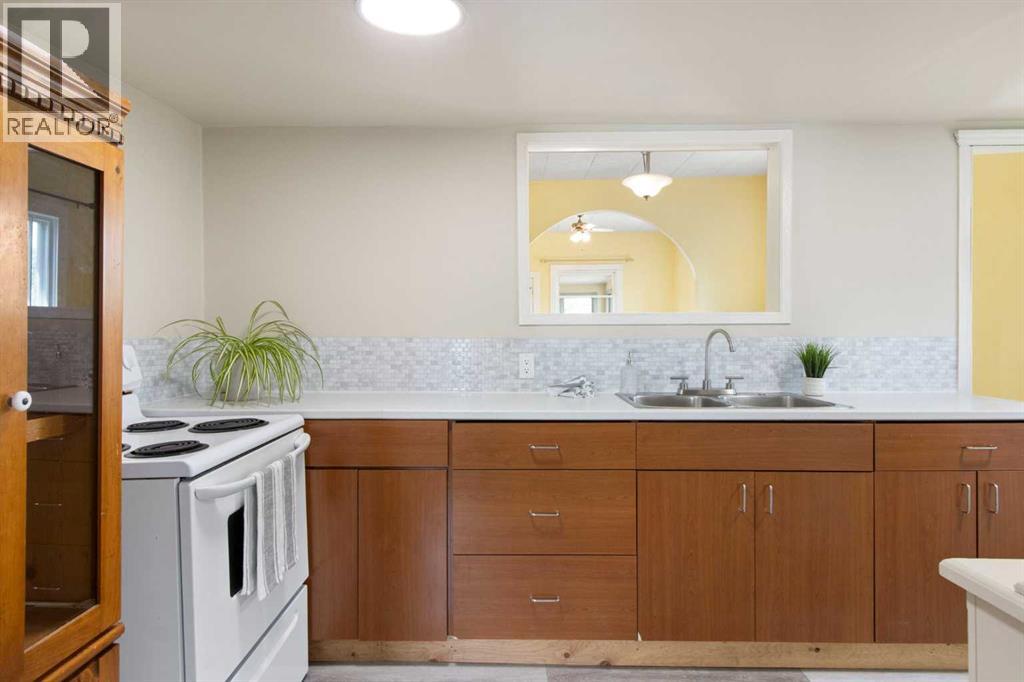 113 2 Avenue - 12