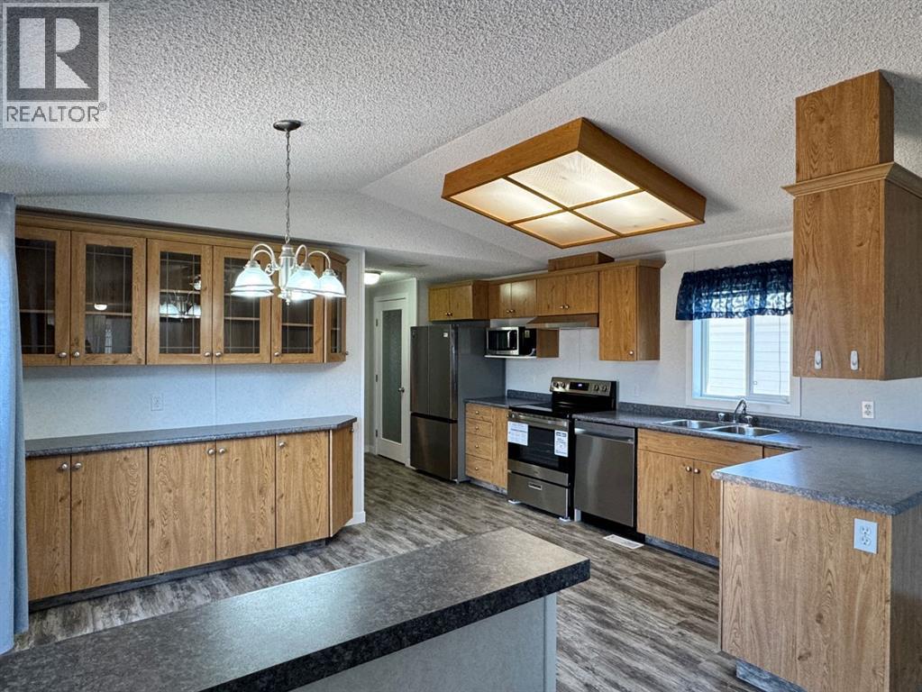 10915 96A Street - 3