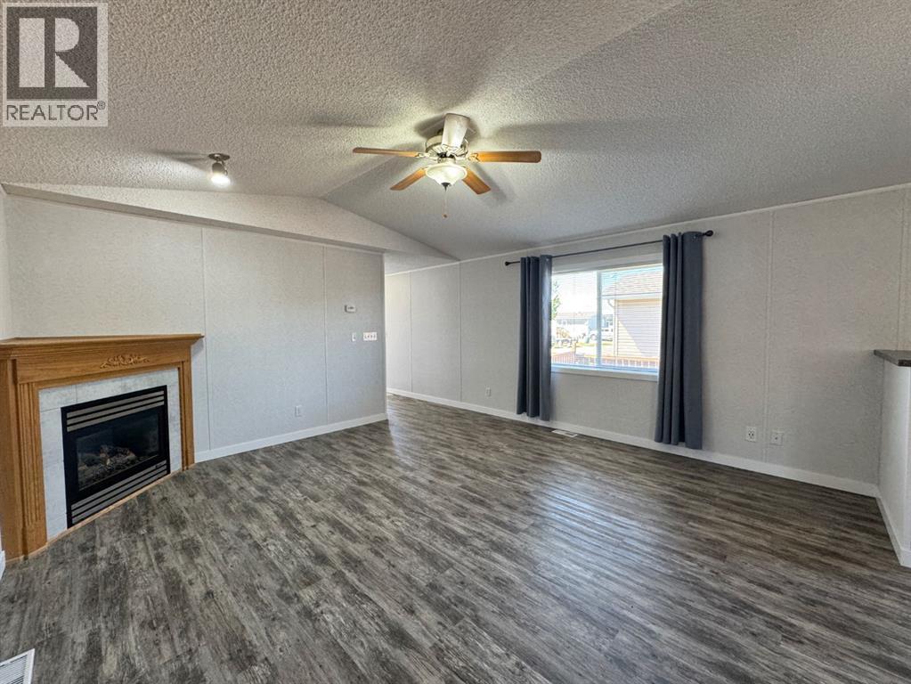 10915 96A Street - 18