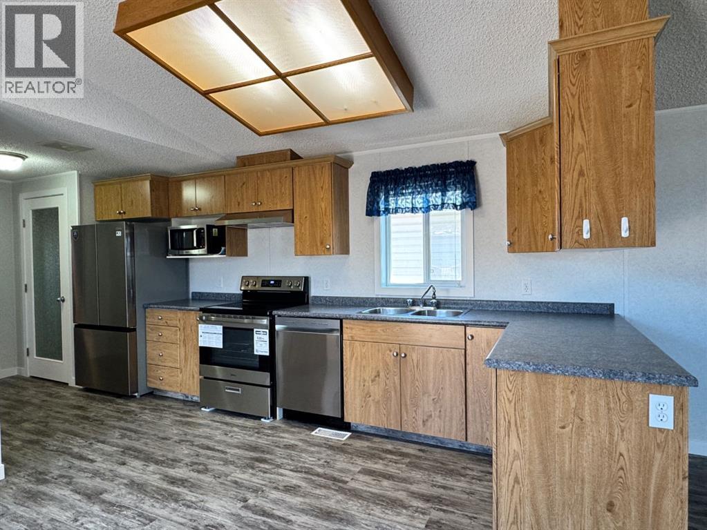 10915 96A Street - 4