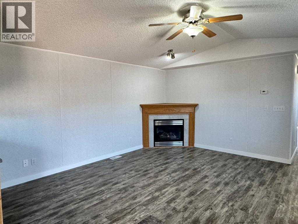 10915 96A Street - 17