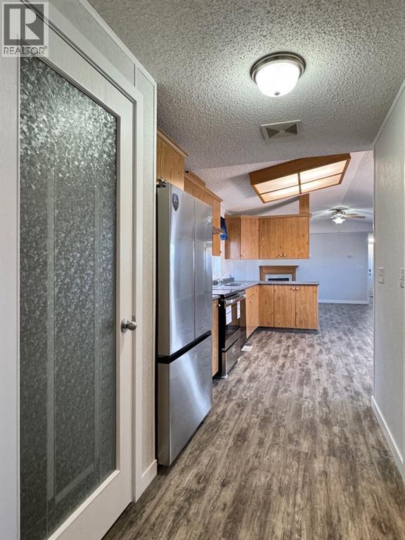 10915 96A Street - 13