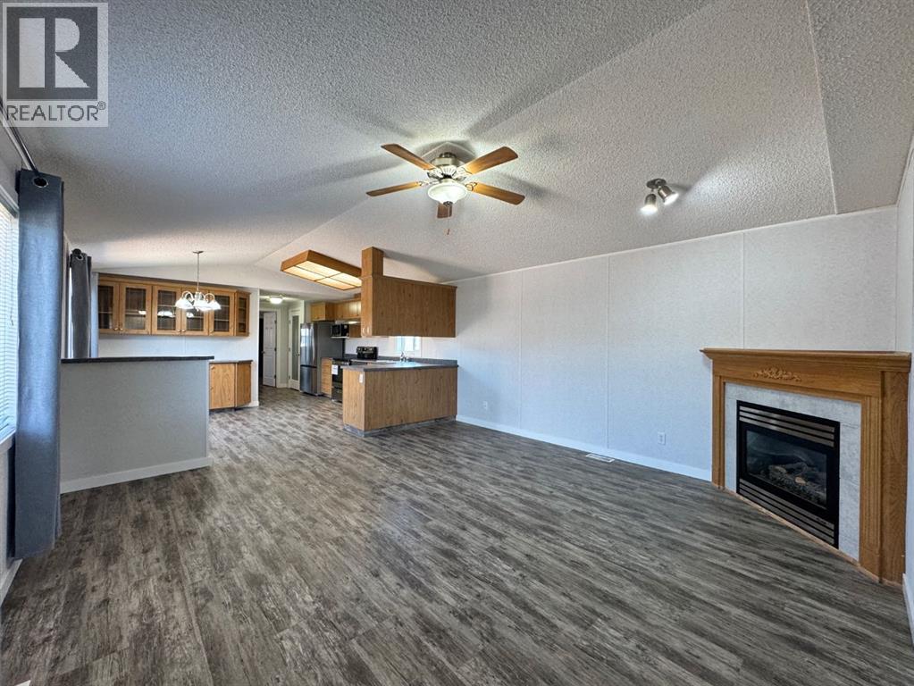10915 96A Street - 15