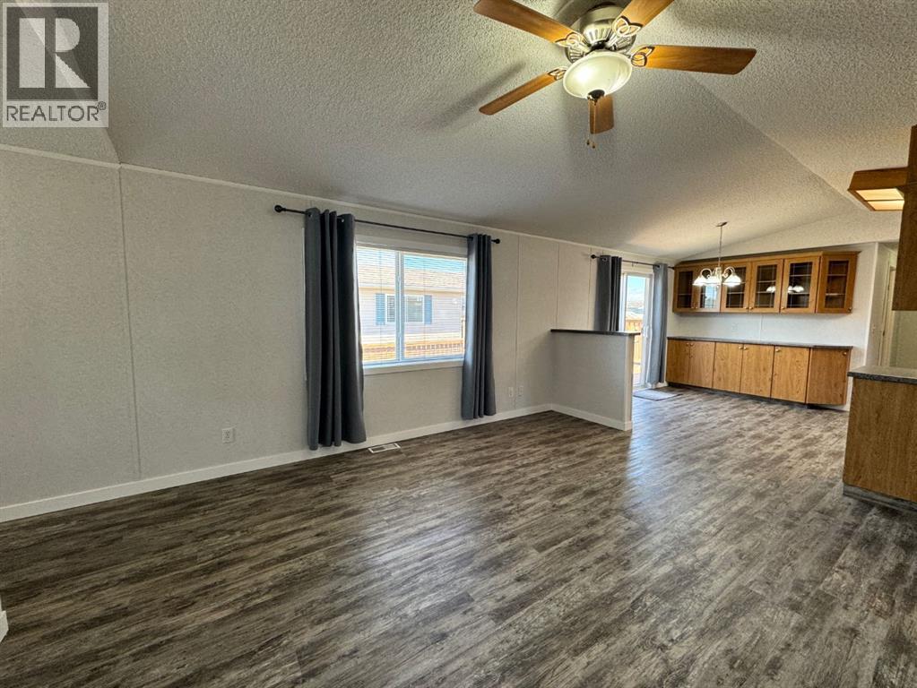 10915 96A Street - 12