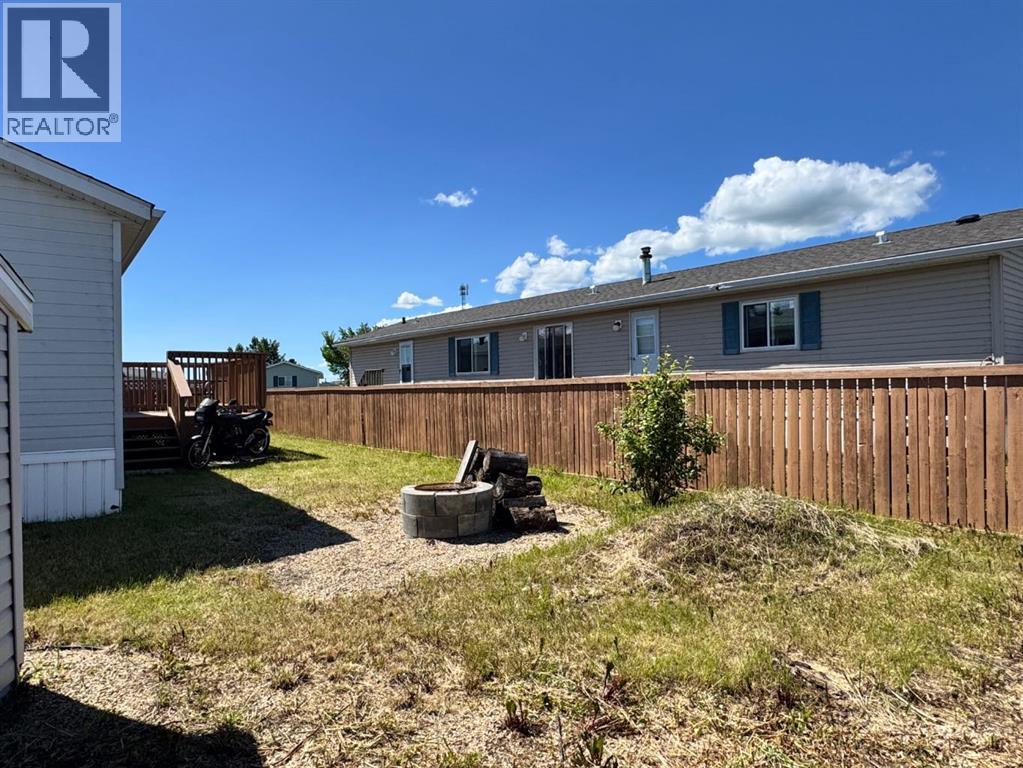 10915 96A Street - 39