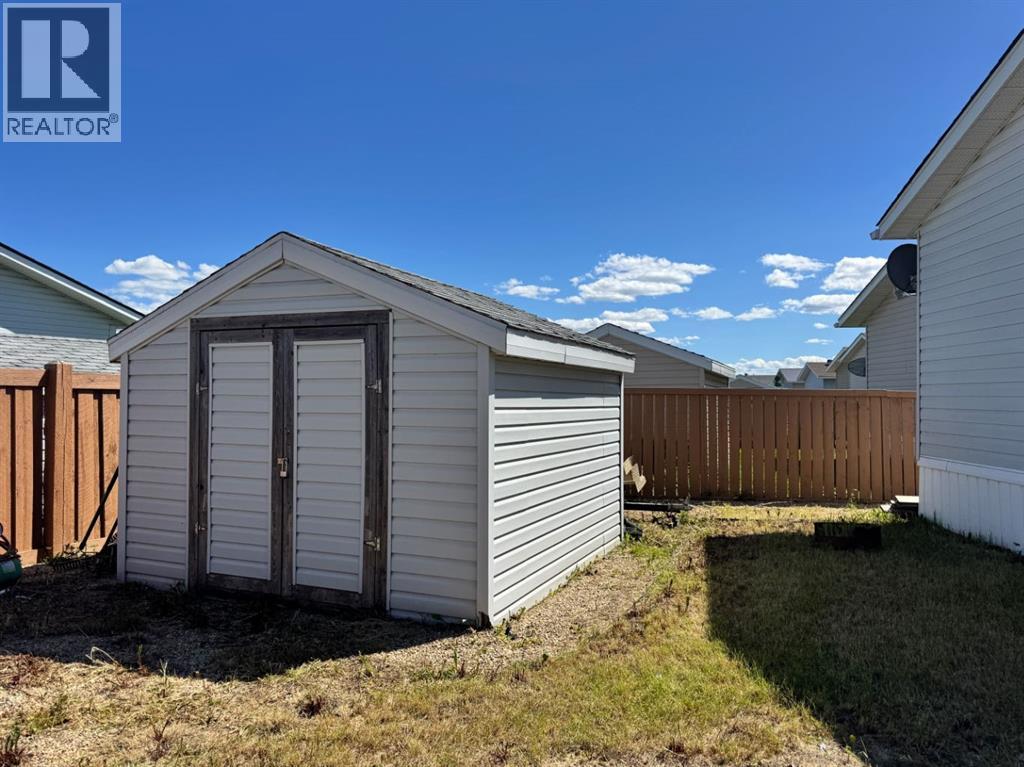 10915 96A Street - 41