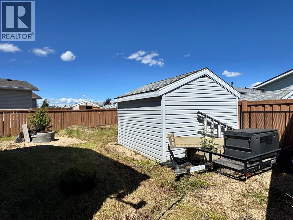 10915 96A Street - 42