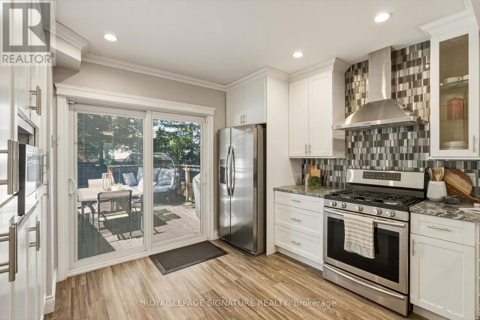 122 HOLBORNE AVENUE - 17